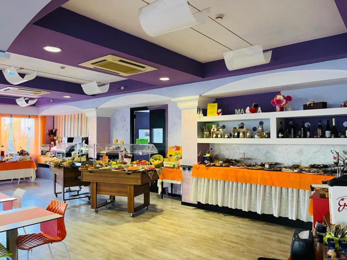 赛尼尔酒店 卡托利卡 外观 照片